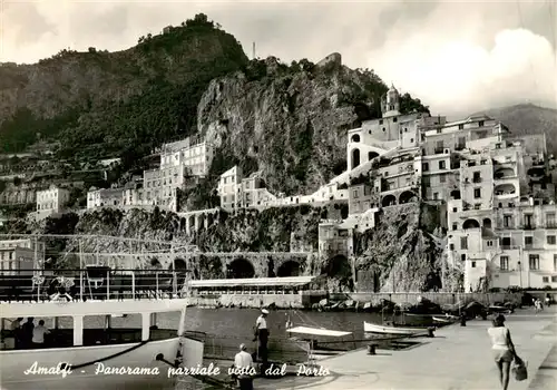 AK / Ansichtskarte  Amalfi_Campania_IT Panorama parziale visto dal Porto