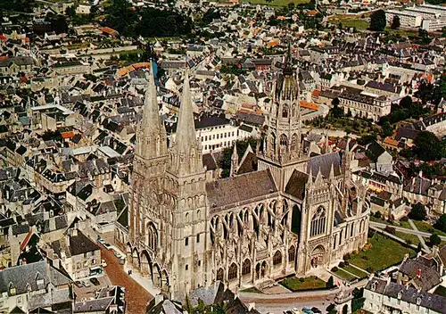 AK / Ansichtskarte  Bayeux_14_Calvados Vue generale aerienne Cathedrale