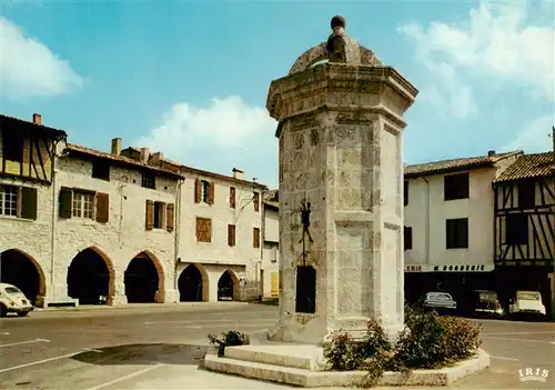 AK / Ansichtskarte  Eymet La Fontaine Place Gambetta