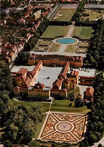 AK / Ansichtskarte 73946609 Ludwigsburg__BW Schloss mit Gartenschau Bluehendes Barock