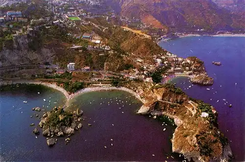 AK / Ansichtskarte 73947441 Taormina_Sicilia_IT Isola Bella Fliegeraufnahme