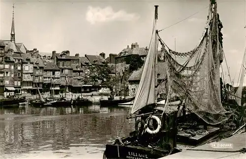 AK / Ansichtskarte  Honfleur_14_Calvados La vieux bassin