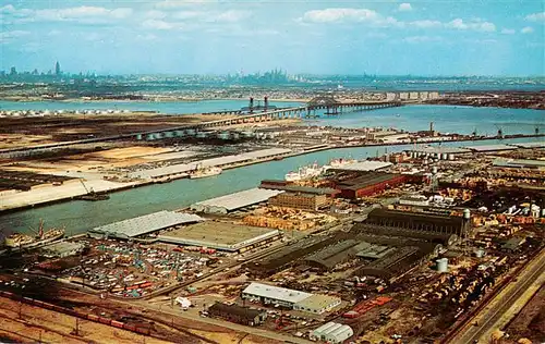 AK / Ansichtskarte  Newark_New_Jersey_USA Aerial view of the port