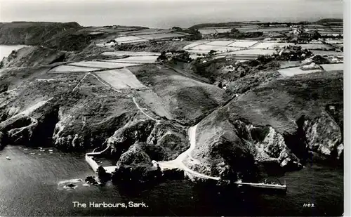 AK / Ansichtskarte  Sark_UK Aerial view of the harbours