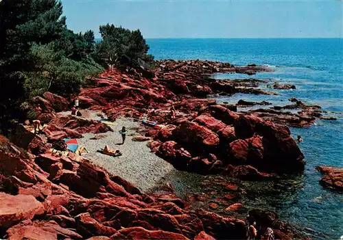 AK / Ansichtskarte  Rochers_Rouges La Corniche dOr Une calanque aux Rochers Rouges