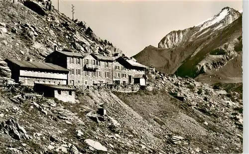 AK / Ansichtskarte  Schwarenbach_Schwarrenbach_Kandersteg_BE Berghotel mit Doldenhorn Berner Alpen