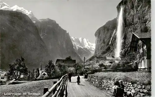 AK / Ansichtskarte  Lauterbrunnen_BE mit Staubbach