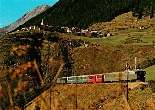 AK / Ansichtskarte  Berguen_Bravuogn_GR Albulabahn mit Latsch