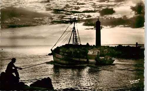 AK / Ansichtskarte  Leuchtturm_Lighthouse_Faro_Phare Nr. 6409 Le Grau du Roi Gard  