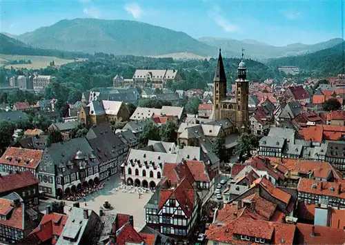 AK / Ansichtskarte  GOSLAR Fliegeraufnahme mit Kirche und Marktplatz