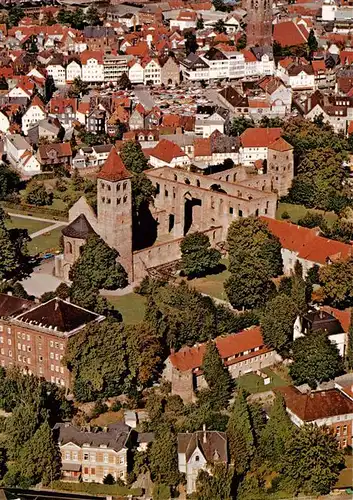 AK / Ansichtskarte  Bad_Hersfeld Stadtansicht mit Stiftsruine