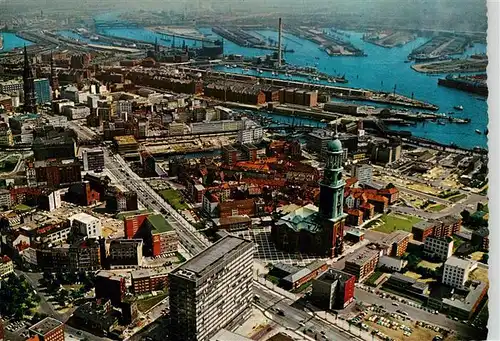 AK / Ansichtskarte 73951573 Hamburg Stadtansicht mit Michel Ost-West-Strasse Blick zum Hafen
