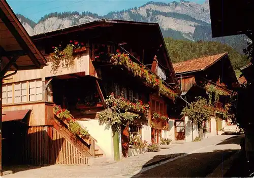 AK / Ansichtskarte  Brienz_Brienzersee_BE Alte Haeuser in der Brunngasse