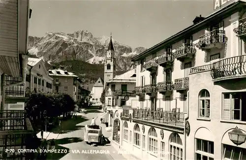 AK / Ansichtskarte 73952214 Cortina_d_Ampezzo_IT Via Allemagna