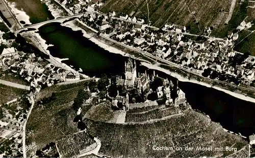 AK / Ansichtskarte 73952286 Cochem_Kochem_Mosel Fliegeraufnahme mit Burg