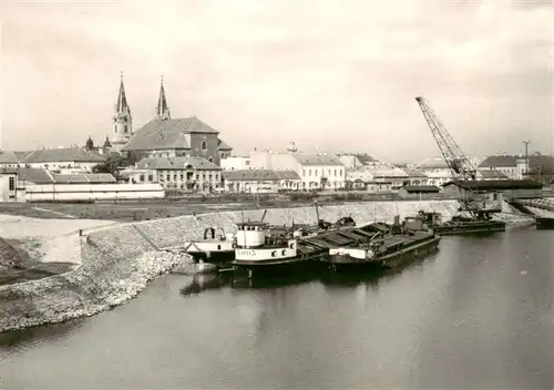 AK / Ansichtskarte  Komarno_Komarom_Slovakia Hafen Kirche