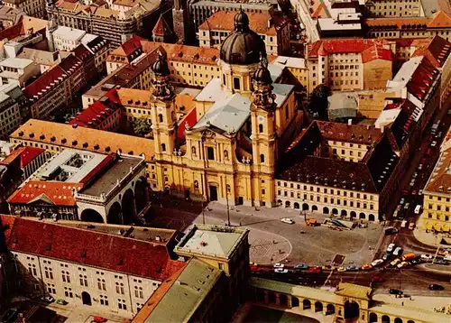 AK / Ansichtskarte  Muenchen St Kajetan Theatinerkirche Fliegeraufnahme