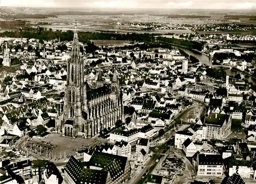 AK / Ansichtskarte  ULM__Donau Muensterplatz mit Altstadt