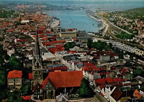 AK / Ansichtskarte  Flensburg__Schleswig-Holstein Fliegeraufnahme mit Kirche und Foerde