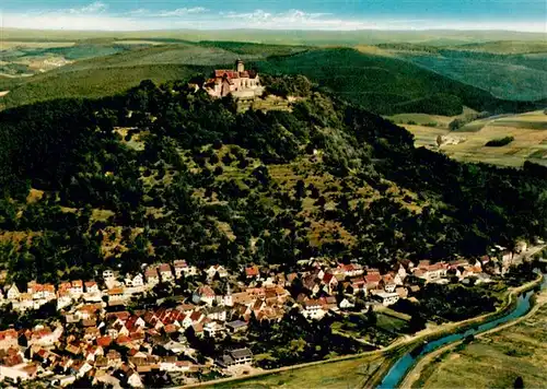 AK / Ansichtskarte 73953929 Breuberg_Odenwald Fliegeraufnahme mit Blick auf OT Neustadt und Burg Breuberg