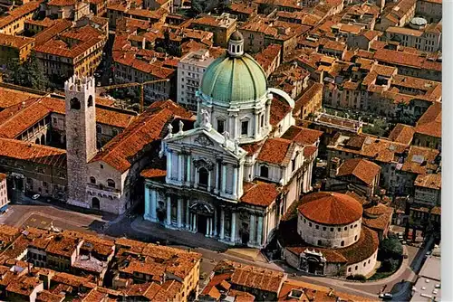 AK / Ansichtskarte  Brescia_Lombardia_IT Il Duomo visto dall aereo