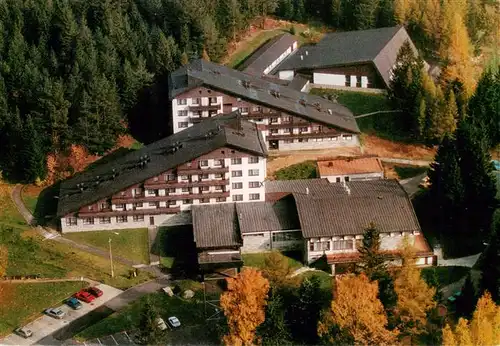 AK / Ansichtskarte  Srni_na_Sumave_Rehberg_CZ Hotel Srni Fliegeraufnahme