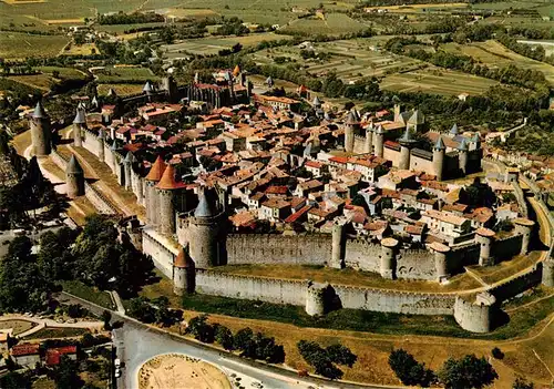 AK / Ansichtskarte  Carcassonne_11_Aude Vue generale par avion de la cite medievale