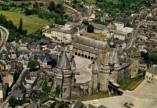AK / Ansichtskarte  Vitre_d_Ille-et-Vilaine_35 Vue densemble aerienne Le Chateau fort