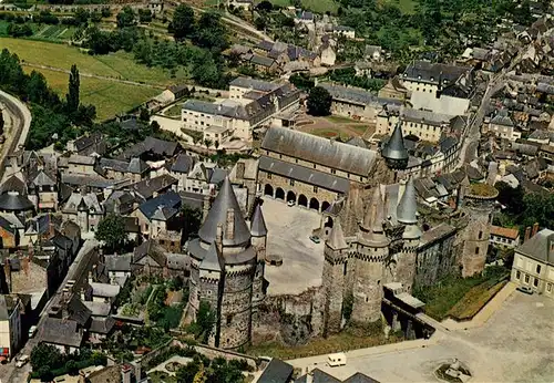 AK / Ansichtskarte  Vitre_d_Ille-et-Vilaine_35 Vue densemble aerienne Le Chateau fort
