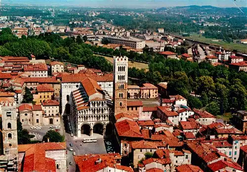 AK / Ansichtskarte  Lucca_Toscana_IT San Martino Fliegeraufnahme