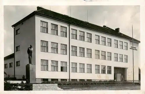 AK / Ansichtskarte  Bystrice_nad_Pernst_CZ Masarykova mest. skola Schule Denkmal