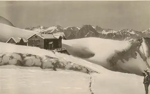 AK / Ansichtskarte  Kempten_Allgaeu Berghuette in den Allgaeuer Alpen im Winter