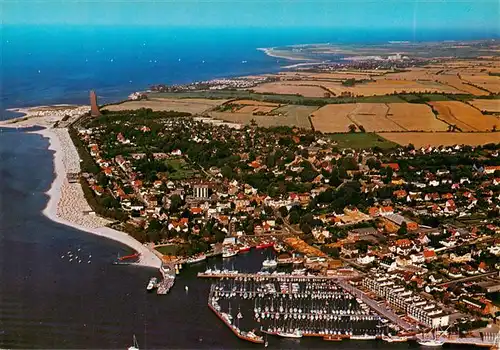 AK / Ansichtskarte 73956296 LABOE_Ostseebad Fliegeraufnahme mit Marine Ehrenmal