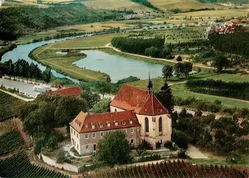 AK / Ansichtskarte  Vogelsburg_Volkach_Bayern Fliegeraufnahme mit Kirche und Mainschleife