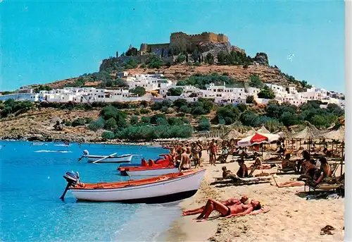 AK / Ansichtskarte  Lindos_Lindo_Rhodes_Greece Strand Blick zur Akropolis