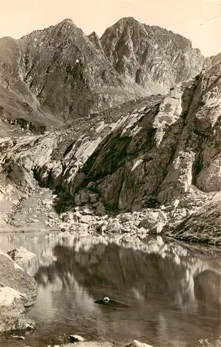 AK / Ansichtskarte  Lacul_Podragu_Romania Kleiner Podragusee mit Spitze Bergwelt