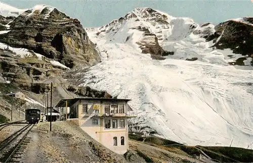 AK / Ansichtskarte  Jungfraubahn_BE Station Eigergletscher und Moench Bergwelt Berner Alpen