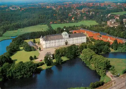 AK / Ansichtskarte 73956769 Schleswig_Holstein Schloss Gottorp Landesmuseum Fliegeraufnahme