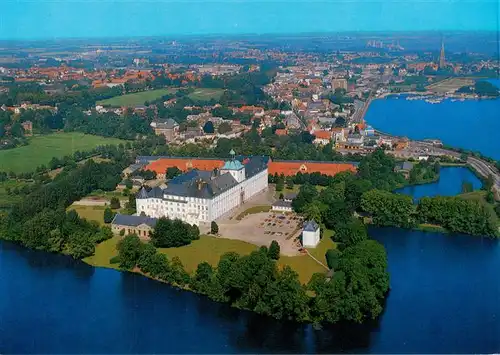 AK / Ansichtskarte 73956771 Schleswig_Schlei_Erfde Schloss Gottorp Landesmuseum Fliegeraufnahme