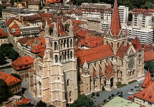 AK / Ansichtskarte  LAUSANNE_VD La Cathedrale Vue aerienne