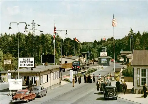 AK / Ansichtskarte  Helmstedt Zonengrenze Helmstedt Autobahn Kontrollpunkt