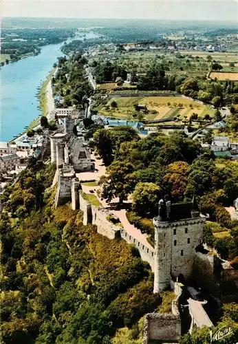 AK / Ansichtskarte  Chinon_37_Indre_et_Loire Le chateau La tour de lHorloge Vue aerienne