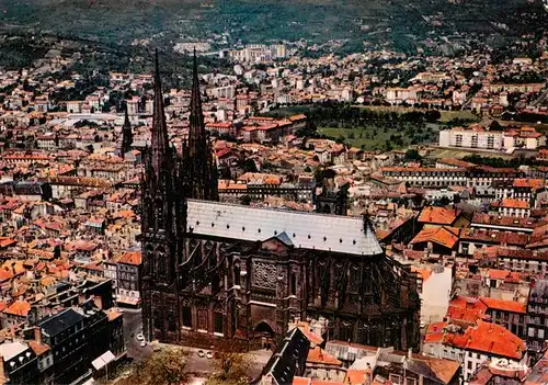 AK / Ansichtskarte  Clermont-Ferrand_63 Vue aérienne de la cathédrale