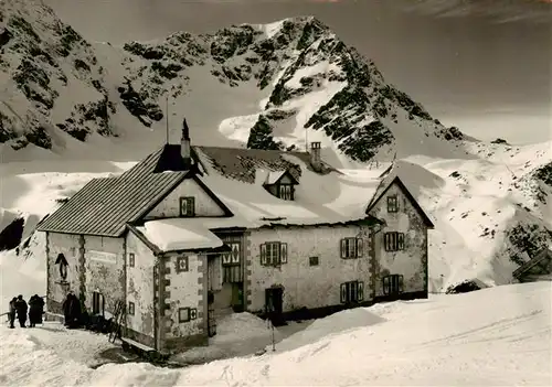 AK / Ansichtskarte  Solda_Sulden_Trentino-Alto-Adige_IT Rifugio Città di Milano Schaubachhuette mit Ortler im Winter