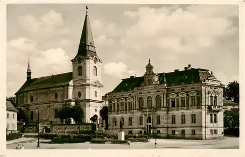 AK / Ansichtskarte 73958194 Jirikov_Georgswalde_CZ Stadtzentrum Kirche Denkmal