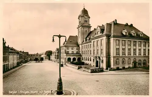 AK / Ansichtskarte  Geyer_Sachsen Markt mit Rathaus