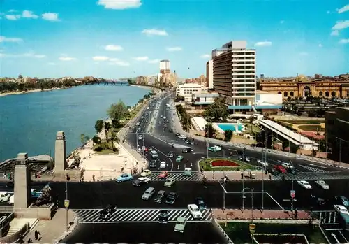 AK / Ansichtskarte  Kairo_Caire Die Corniche und das Nil Hilton Hotel