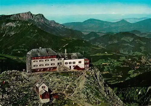 AK / Ansichtskarte  BERCHTESGADEN Watzmannhaus mit Untersberg Fliegeraufnahme