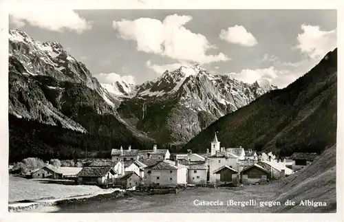 AK / Ansichtskarte  Casaccia_Bergell_GR Ortsansicht mit Kirche gegen die Albigna