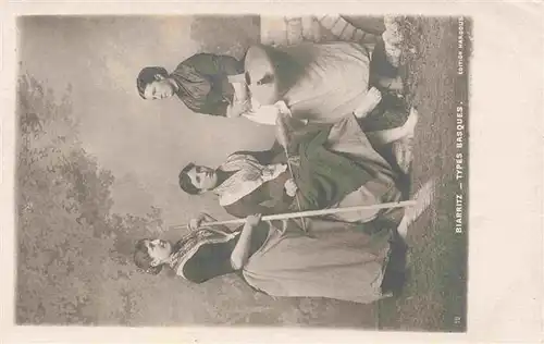 AK / Ansichtskarte  BIARRITZ_64_Pyrenees_Atlantiques Types Basques Costumes
